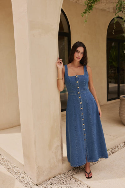 darcy-dress-reverie-the-label-luxury-resortwear-dresses-1197267563_600x600.jpg