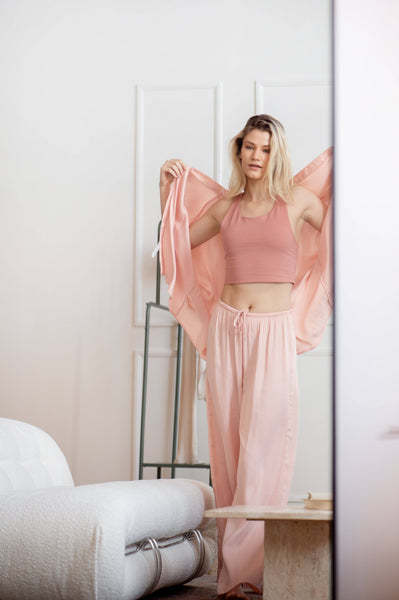 lattelove-co-the-linen-edit-satin-cape-37727296487666_600x600.jpg