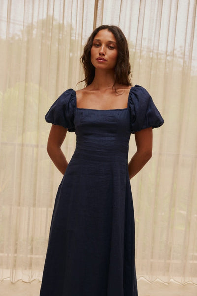 sophia-dress-dresses-1211362612_600x600.jpg